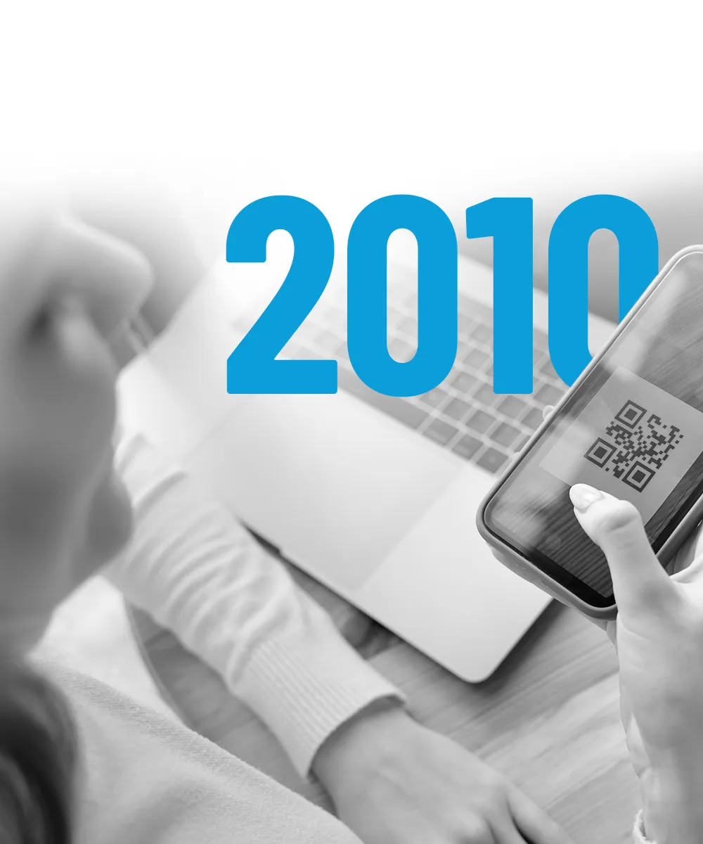 2010
¡Qué modernos! Empezamos a poner QR en nuestros manuales, ¡ahora sí que todo es fácil y rápido de encontrar!